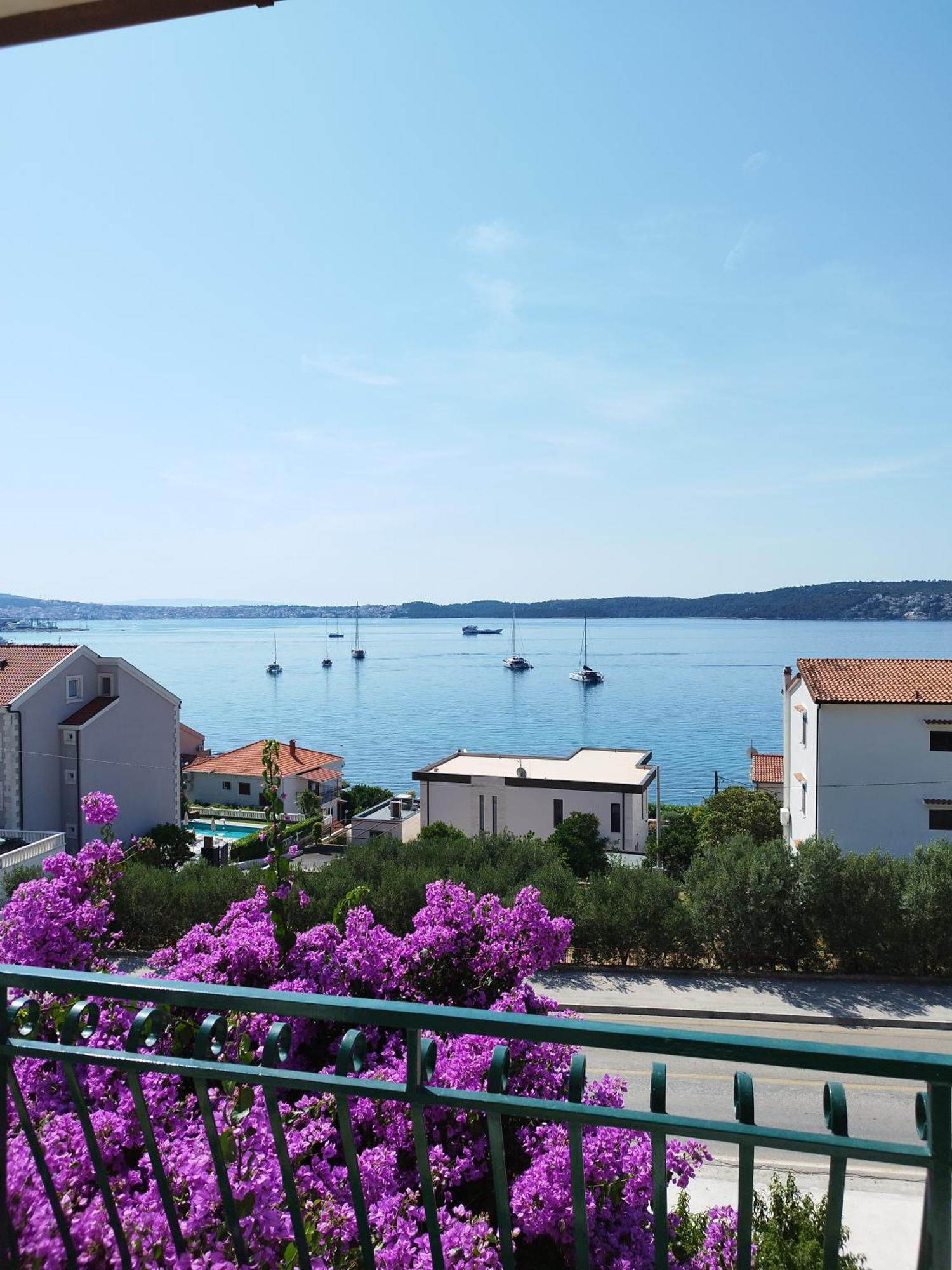 Apartment Filip Trogir Exterior photo
